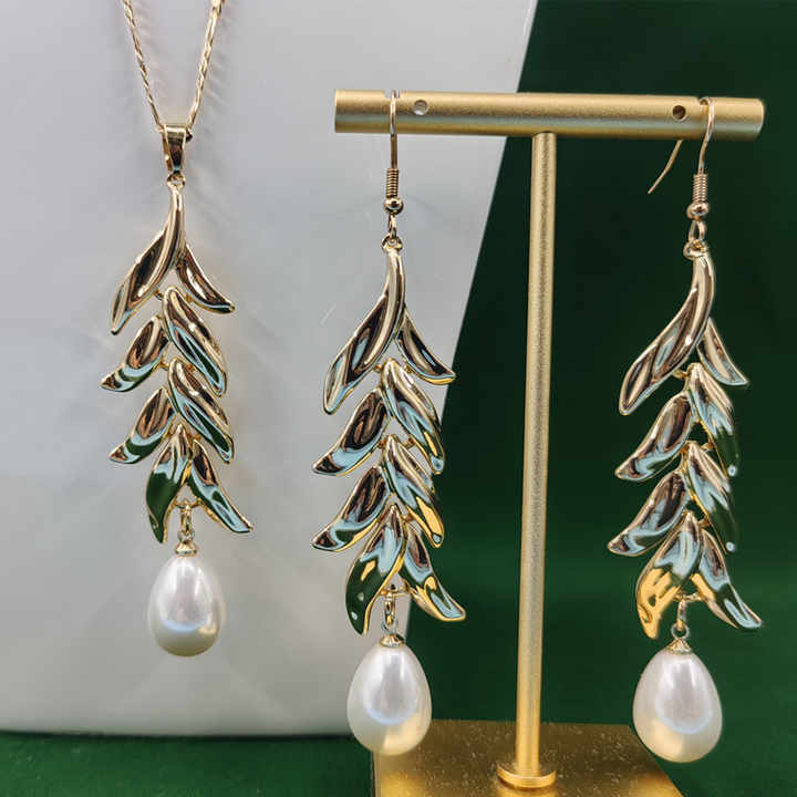 Fashion Hawaiian Style 18K Gold Pearl Necklace Earrings Set Wholesale Jewelry