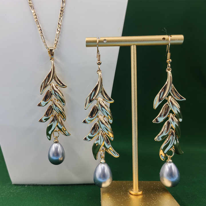 Fashion Hawaiian Style 18K Gold Pearl Necklace Earrings Set Wholesale Jewelry