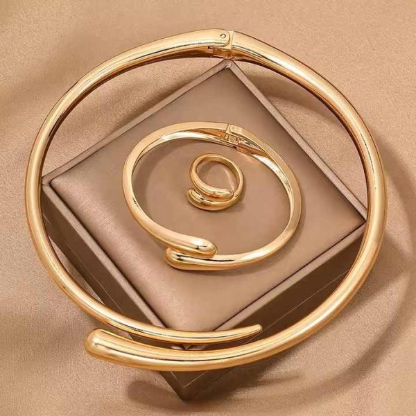 Wholesale Fashion 3pcs/Set Teardrop Jewelry Sets Gold Plated Alloy Water Drop Necklace Choker Bracelet Ring Jewelry Sets Women