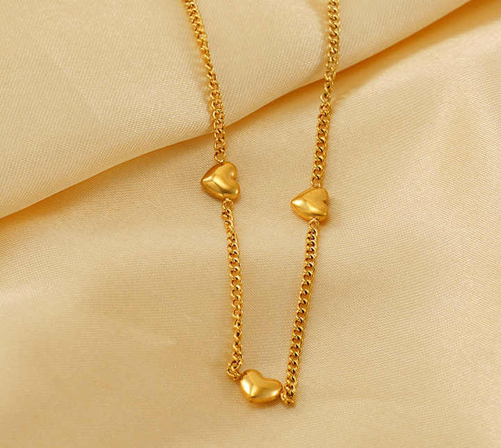 Fashion Sweet Wind All Match Heart Necklace Female Niche Design love Titanium Steel Gold-plated Bracelet Set