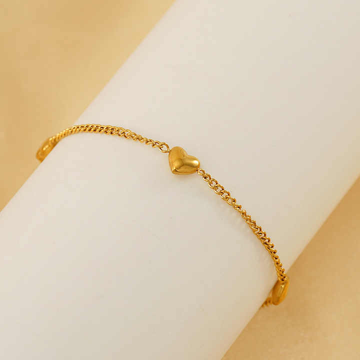 Fashion Sweet Wind All Match Heart Necklace Female Niche Design love Titanium Steel Gold-plated Bracelet Set