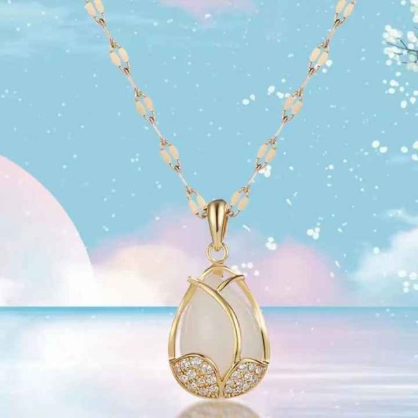 Europe and the United States 2024 New Design Tulip Pendant Collar Bone Necklace Fashion Temperament Jewelry
