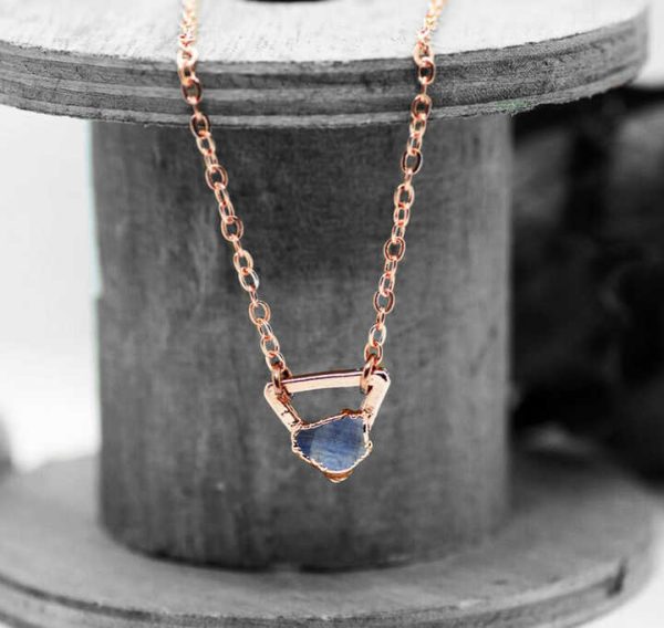 Raw Sapphire Crystal Triangle Shape Birthstone Pendant Necklace Fashion Power Jewelry With Raw Gemstone Necklace