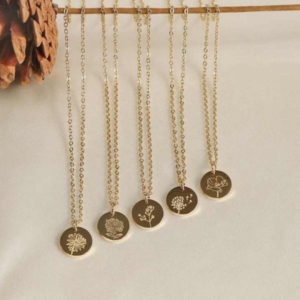Stainless Steel 18K Gold Coin Fashionable Friendship Memorial Birth Flower Power Necklace
