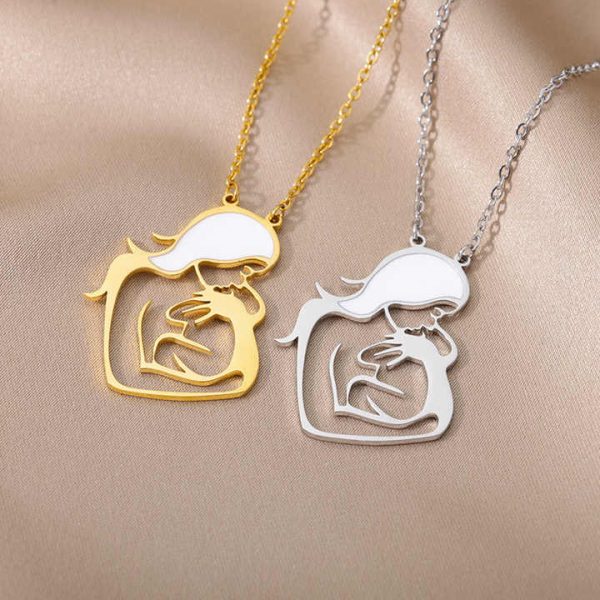 New Fashion Stainless Steel Necklace Jewelry Gold Planted Mother's Day Series Pendant Holding Children Necklace
