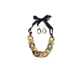 Customizable Horn and Imitation Pearl Necklace for Women - Classic Beaded Power Necklace with Personalized Size, Round Shape Jewelry Gift