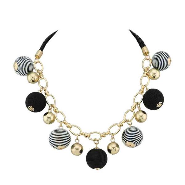 Dropshipping Amazon Sells Explosive European and American Fashion Geometric Winding Thread Ball Pendant Necklace N485