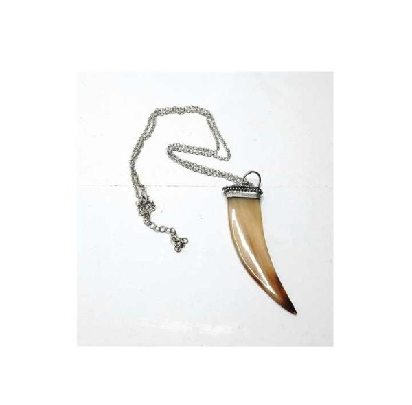 Trendy Wholesale Indian Style Natural Buffalo Horn Pendant Ethnic Necklace Hanging with Trends Girls Use