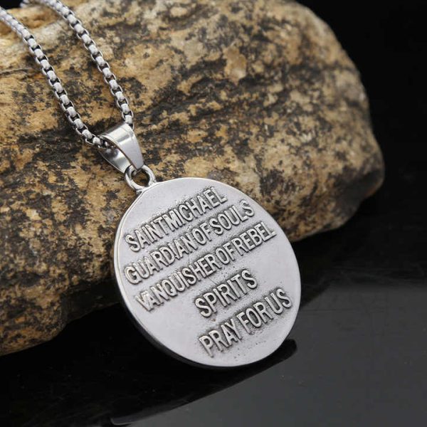 Stainless Steel Retro Pendant, Shield European and American Accessories Male Titanium Steel Jewelry