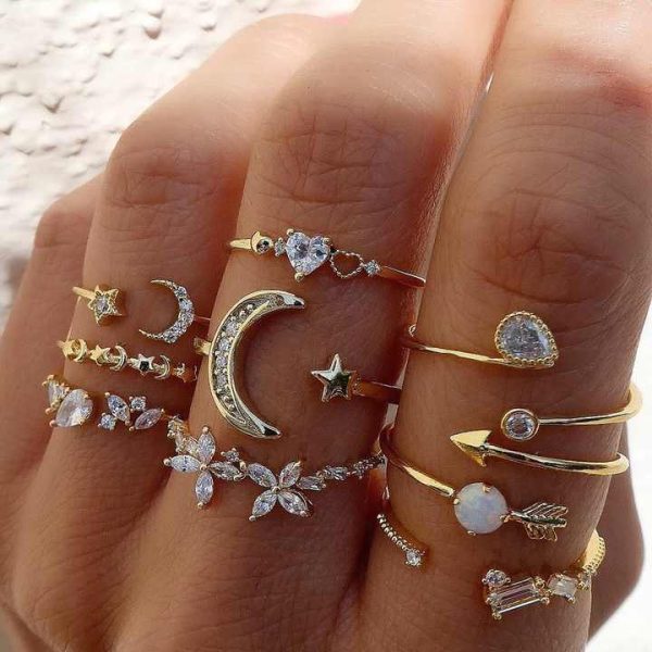 Wholesale New Korea Crystal Rings for Women Letter LOVE Heart Flower Zircon Ring for Lovers Wedding Gifts Charm Fashion Jewelry