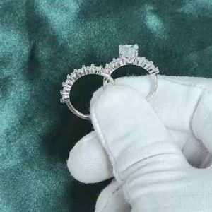 Trendy Platinum Plated Brass Cluster Ring with Round 3A Zircon Stone for Women Wedding Engagement Jewelry Set