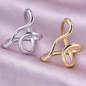 Chic Trendy Small Line Winding Fashion Ring Must Be Chic Twist Shape Durable and Fashionable