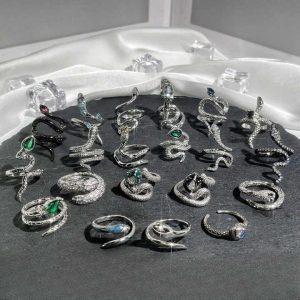 Trendy Copper Open Finger Cluster Ring with Crystal Rhinestone, Punk Y2K Hip Hop Snake Design for Engagement Wedding Party Gift