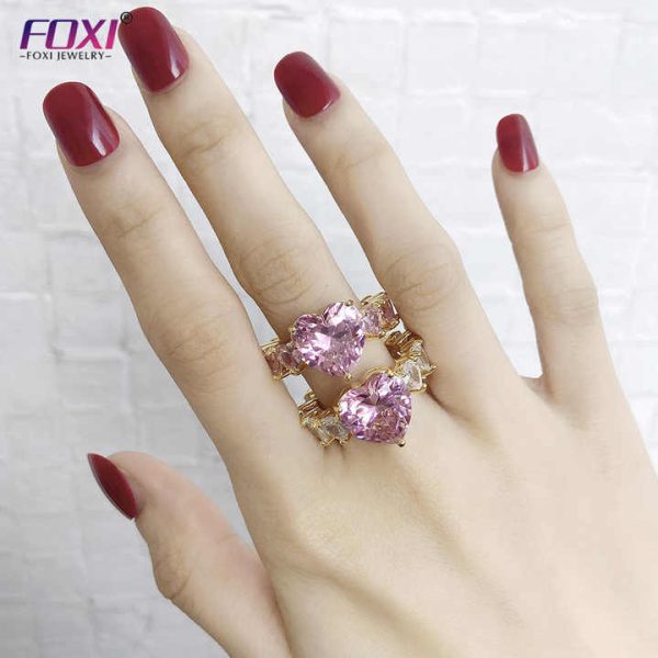 2024 New Fashion Jewelry Accessories Ring Heart Shape Cubic Zirconia Rings 18K Gold Plated Heart Ring for Women