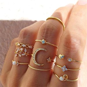 Women's Versatile 10-Piece Vintage Joint Ring Set New Fashionable Star Moon with Diamonds Love Pearl Leaves for Engagement