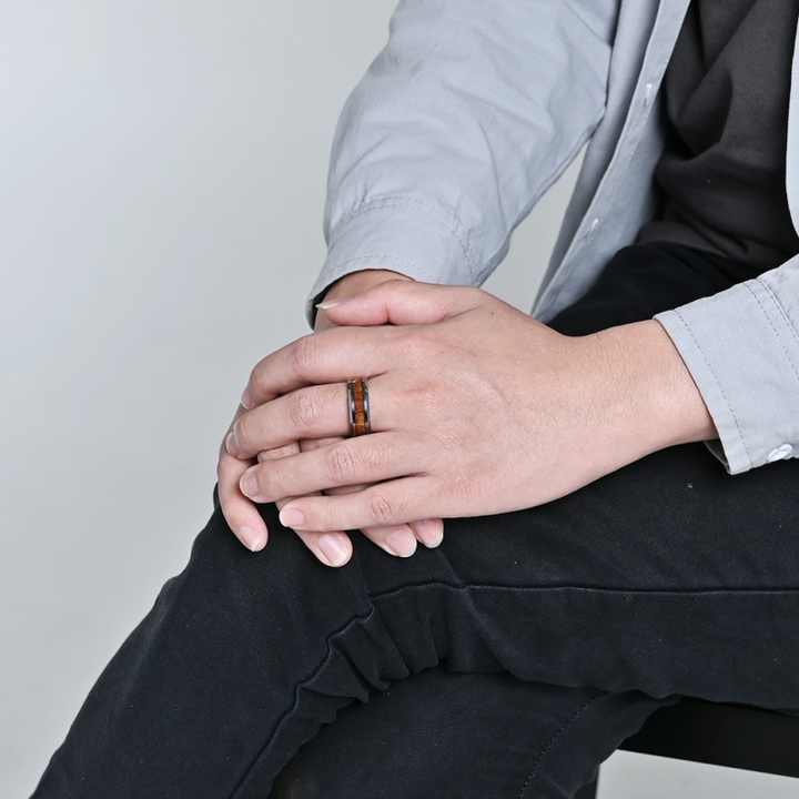 Fashion Fine Jewelry Rose Gold Tungsten Ring Men Women Wedding Band Barrel Oak Wood Inlay Beveled Comfort Fit