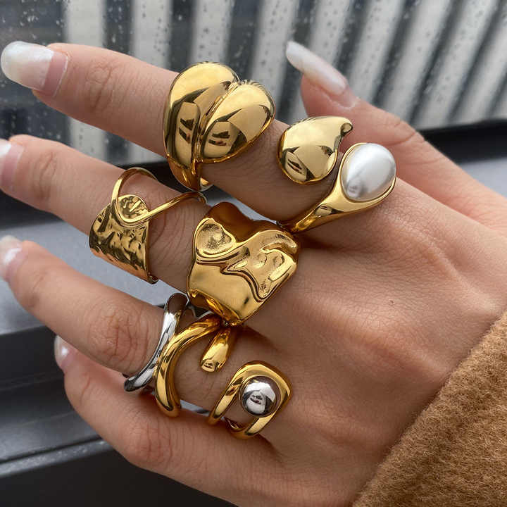 2025 Chunky Ring Sets Stainless Steel High Quality Hammered Texture Fashion Jewelry Rings for Women Big Pearl Ring