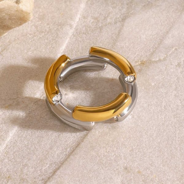 18k Gold Stainless Steel Gold Silver Color Block Round Zirconia Elegant Chic Design Fashion Ring for Daily Wearing