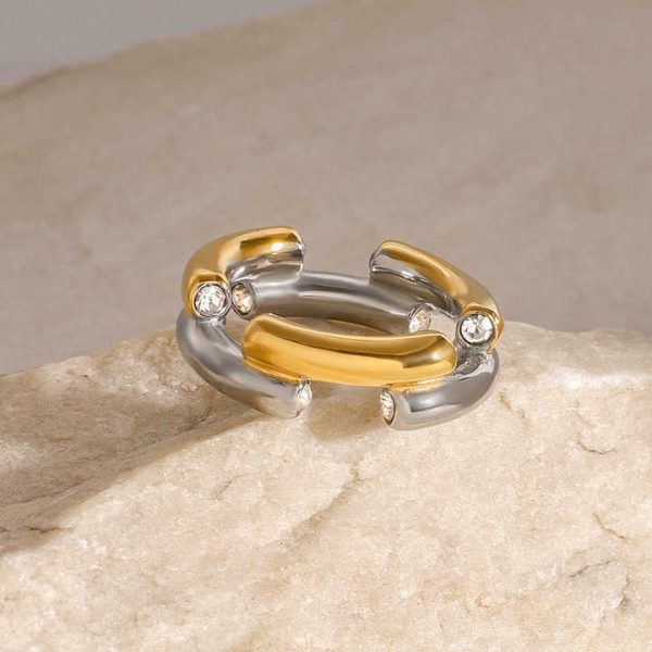 18k Gold Stainless Steel Gold Silver Color Block Round Zirconia Elegant Chic Design Fashion Ring for Daily Wearing
