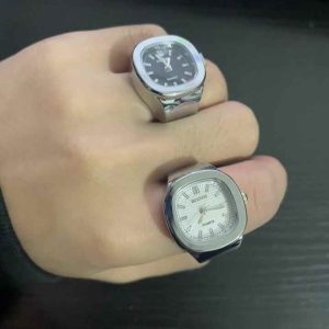 Vintage Y2K Silver Plated Elastic Ring Watch with Digital Dial Quartz Movement for Men and Women