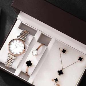 Vintage Zinc Alloy Quartz Women's Watch and Ring Set, Water Resistant Jewelry Gift with Freshwater Pearl