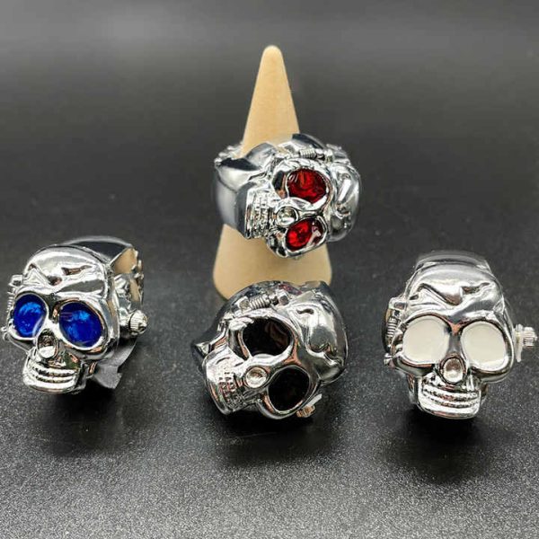 Free Size Luxury Skull Rings Quartz Watches Men Women Couple Ring Students Watch Ladies Fashion Clock Relojes