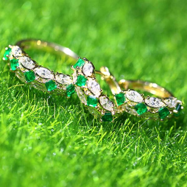 Natural Emerald Ring & Earring with 18k Gold Party Jewelry Gemstone Rings Wholesale Price