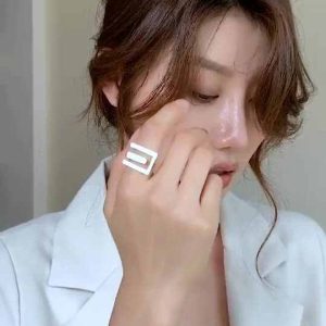 Trendy Stainless Steel Blade Chain Pendant Necklace with Zircon Stone for Women & Men