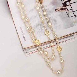 Trendy Dainty Imitation Pearl Hollow Out Flower Sweater Chain Necklace for Women - Elegant Link Chain Statement Jewelry