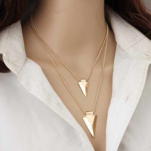 Trendy Triangular Geometric Hollow Pendant Necklace for Kids, Alloy Link Chain Sweater Jewelry