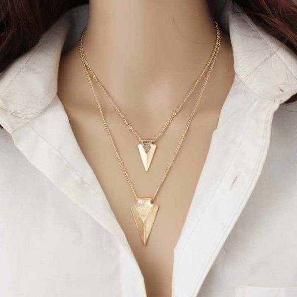 Simple Triangular Geometry Hallow Pendant Necklace