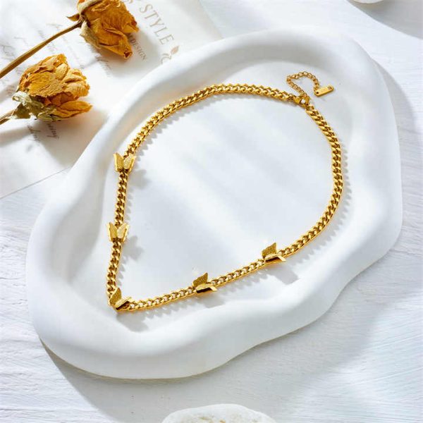 Fashionable and Minimalist Metal Retro Three-dimensional butterfly Chain Titanium Steel Accessory Necklace