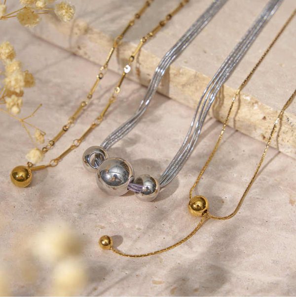 Fine Fashion Jewelry Geometric Round Women ecklace Clavicle Chain Sweater Accessory Stainless Steel for Parties Gold Plated