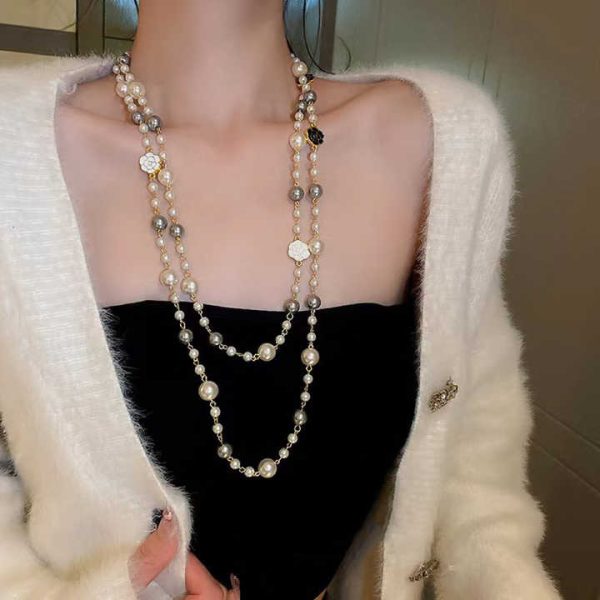 Luxury Designer Camellia Flower Pearl Necklace Handmade Double Layer Sweater Chain Women's Fashion Accessories Fine Jewelry