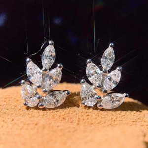 Huitan Wholesale Price Trendy Fashion Diamond Cubic Zirconia Customized Wedding Jewelry Leaf Earrings Stud Earrings for Women