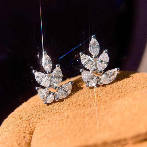 Huitan Wholesale Price Trendy Fashion Diamond Cubic Zirconia Customized Wedding Jewelry Leaf Earrings Stud Earrings for Women