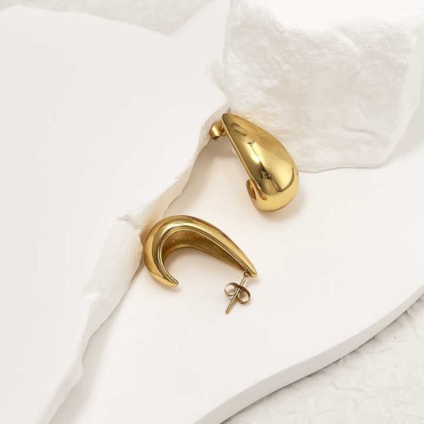 Customized Low MOQ OEM ODM in Stock Wholesale Classic Gold-Plated Stainless Steel Stud Earrings Women Stylish Fashion Jewelry