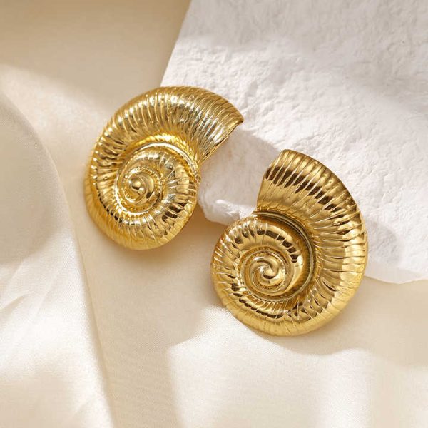 Wholesale Summer Trendy Latest Hypoallergenic Ocean Series Stainless Steel 18K Gold Plated Conch Stud Earrings for Women Party