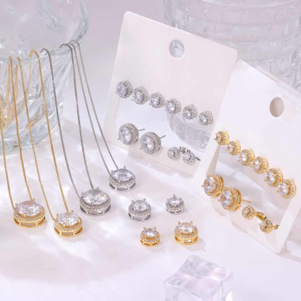 Simple Big Round Zircon Design Earrings Stud Earrings