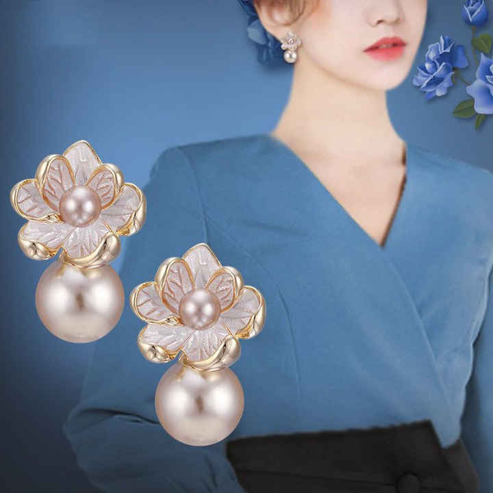 Temperament Korean Stud Earrings Simple Pearl Enamel Flower Fashion Earrings for Women