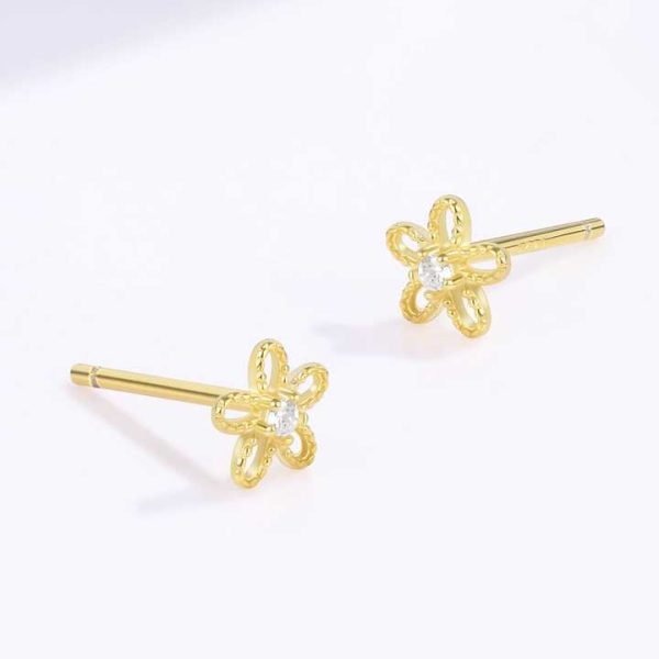 2024 New Fashion Vintage Flower Stud Earrings Luxury High Quality Earring Style Studs Earrings
