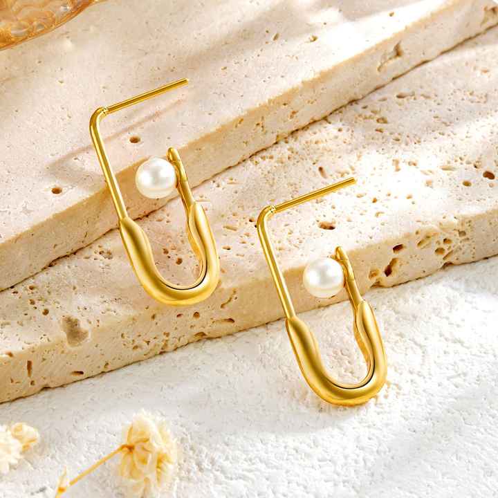 Chic Paper Clip Hypoallergenic Earring Stud Light Luxury Women 18k Plated Pearl Stud Earrings New Dainty Stainless Steel Jewelry