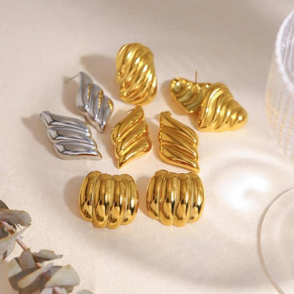 Fashion High-End Stainless Steel Stud Earrings Lightweight Luxury Geometric Shape Trendy Accessories for Women
