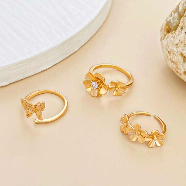 DAICY Women's Gold-Plated Brass Summer Beach Flower Butterfly Toe Rings Fashion Jewelry for Wedding Gifts Yiwu