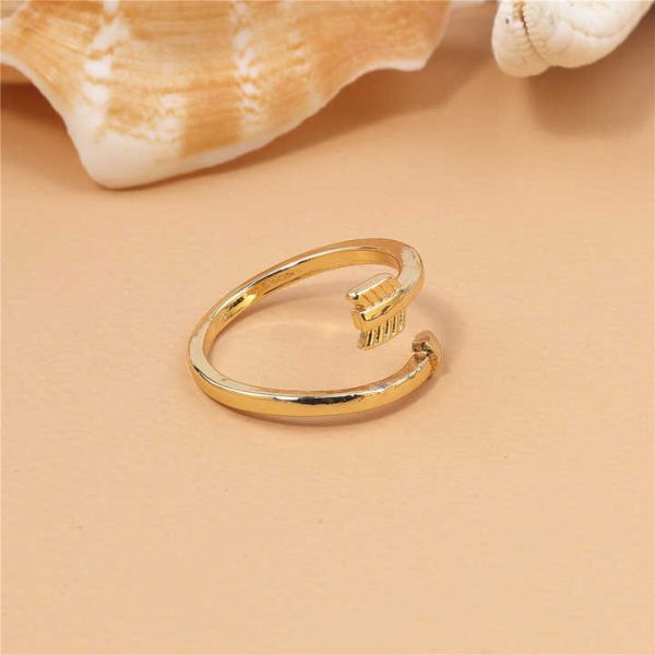 Toe Rings for Women Copper 18K Gold Plated Jewelry Arrow Shape Small Size Adjustable Open Tail Rings Summer Beach Foot Jewelry
