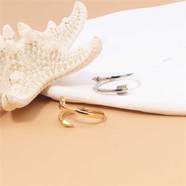 Toe Rings for Women Copper 18K Gold Plated Jewelry Arrow Shape Small Size Adjustable Open Tail Rings Summer Beach Foot Jewelry